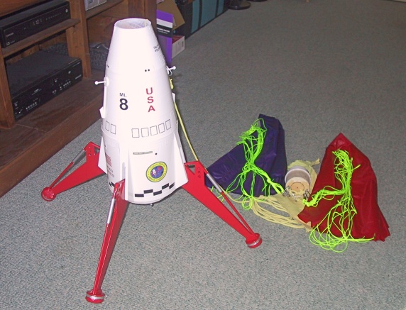 Duel 42"
        parachutes and recovery gear attached