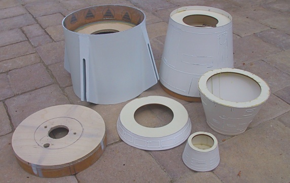 Aft bulkhead, descent
        stage, descent module, ascent module, engine shroud, and command
        module (upside down)